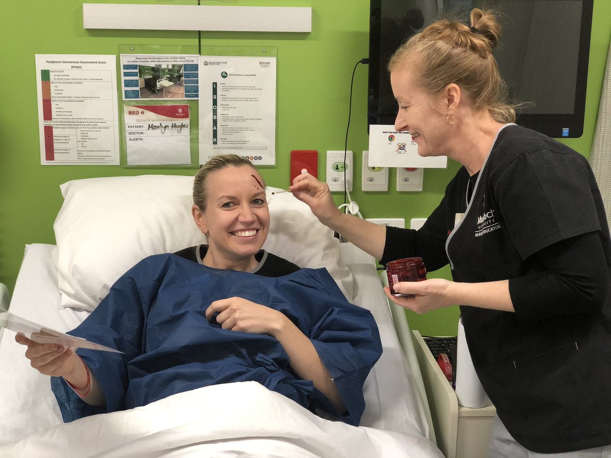 mu_nursing's tweet photo. This week MU 3rd year student nurses have been working a full shift on our simulated wards. Amazing teamwork from academics, Nursing Practice Simulation Officers and of course our wonderful nursing students! @MurdochUni @mu_nursing  #nursingsimulation #metcallaction #teamwork https://t.co/K9UgRYXOoF