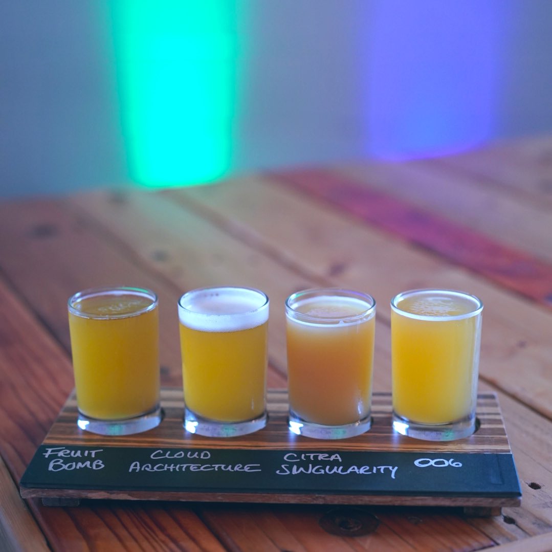 hoplightsocial's tweet photo. Made it out to Birmingham, Alabama to visit our friends at @trimtabbrewing! #albeer
#craftbeer #beertography #beerblogger #alabama #cheers #thirstythursday #trimtab #hoplightsocial https://t.co/77bbM3F6c4