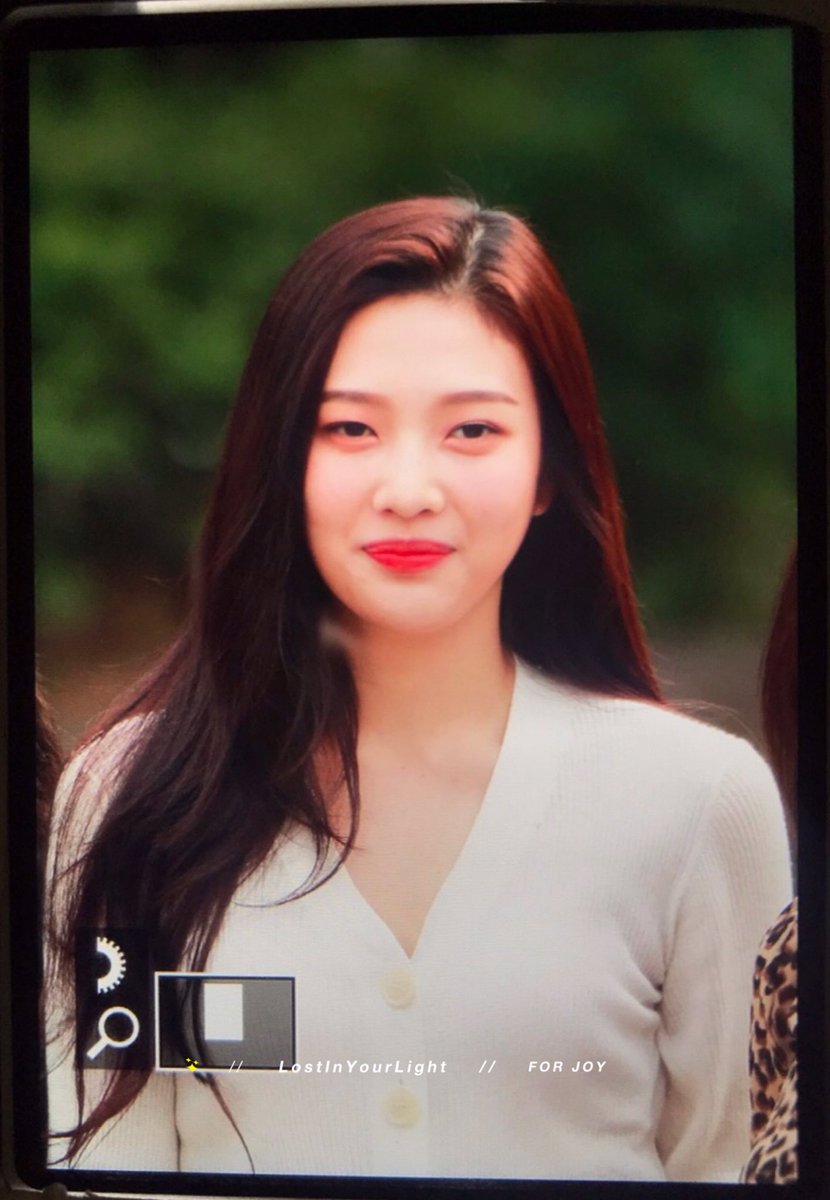 LIYL0903's tweet photo. 190628 뮤직뱅크 출근
 #조이 #Joy #박수영 #레드벨벳⁠ ⁠⁠ #RedVelvet⁠ ⁠⁠ ⁠⁠ ⁠⁠ ⁠⁠ https://t.co/g3LbVsUuO4