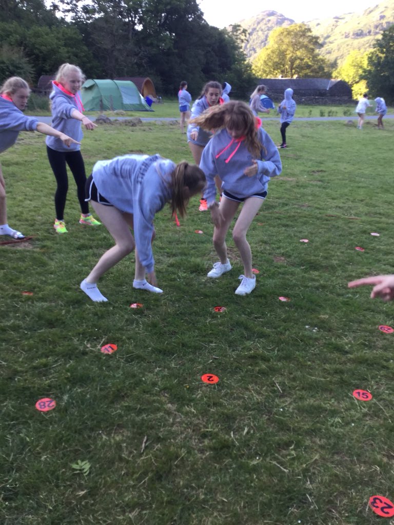 DHSfG_Senior's tweet photo. More fun and games...
#DHSfGYear9
#LakesidenotLakeside https://t.co/8wEo1dkJ0B