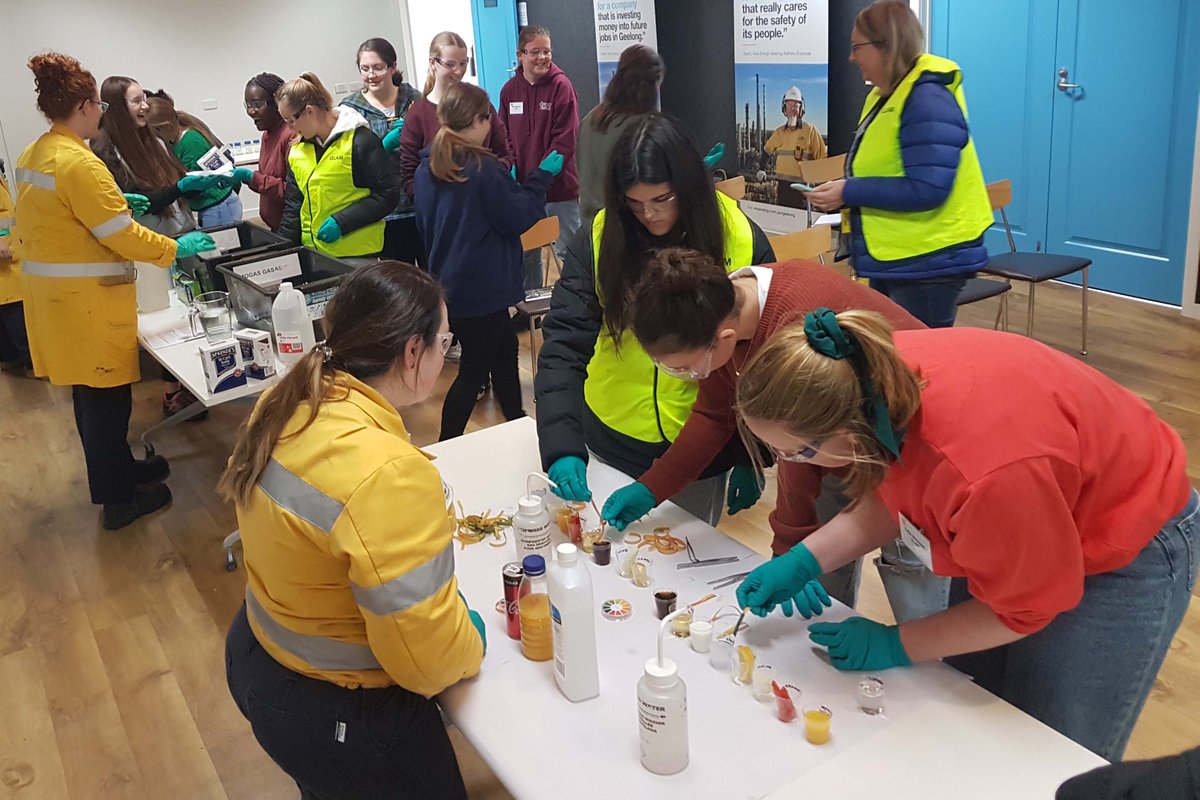 VivaEnergy_au's tweet photo. As part of the GLAM program, Year 9 and 10 Geelong students were taken on a tour of our #GeelongRefinery and heard from our lab team about the career paths for women in manufacturing. GLAM is a six-month STEM immersion program co-ordinated by @gmcgeelong. https://t.co/GawCfQUjwl