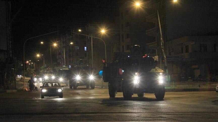 Türk Silahlı Kuvvetlerimizce, Suriye sınırındaki askeri birliklere komando takviyesi yapıldı. Gazanız mübarek olsun. Vurun yiğitler! 🇹🇷⚔️
#Suriye