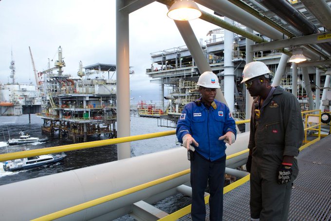 See how we're using technology and streamlined work processes to maximize efficiency in Nigeria and Angola in this month's @OEdigital magazine: http://chevron.co/OffshoreEngineerWestAfrica