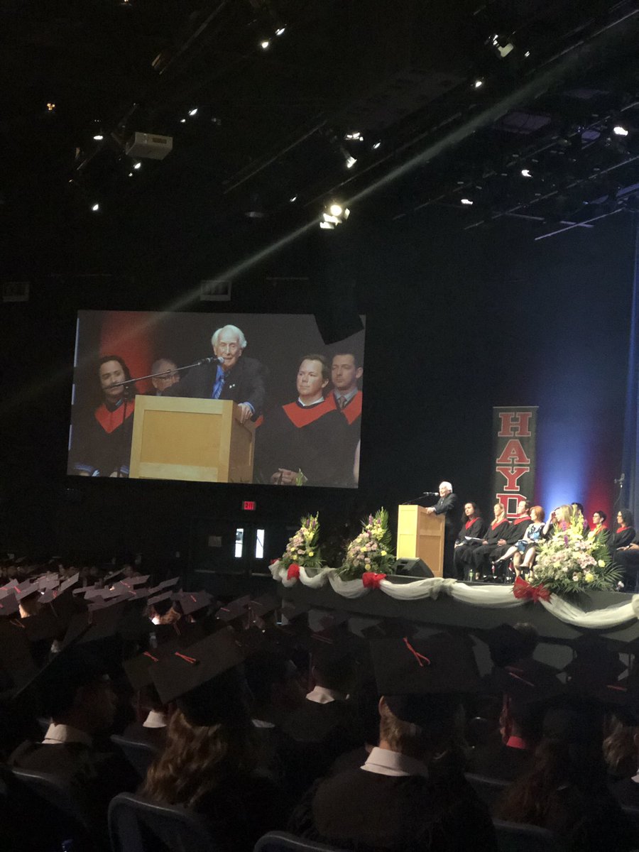 MsJPlens's tweet photo. Thanks for the four years and countless memories, grade 12s of @HaydenHuskies !!! ❤️ 🎓 #myhayden #HaydenGrad2019 https://t.co/5IR3h6hi7G
