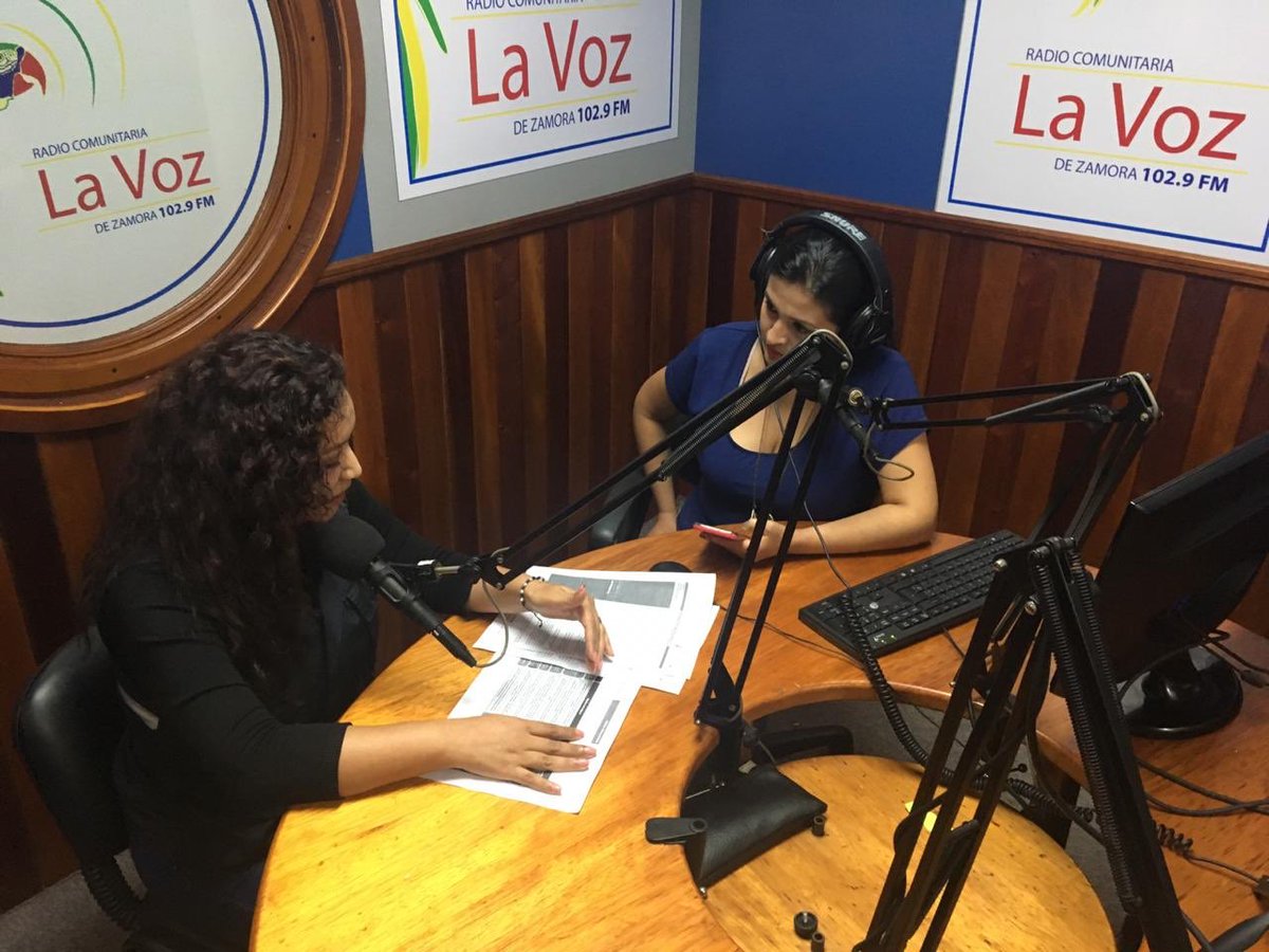 ARCOM_Ecu's tweet photo. .@YadiraArmijos2: la #ARCOM combate la minería ilegal y nuestra directora Ejecutiva, la Abg. @AndreCardenasEc, realiza todas las gestiones necesarias para que se cumpla con la normativa en todas las coordinaciones que tiene la Agencia en el país. 
#MineríaConResponsabilidad https://t.co/HENaQ7UEF6