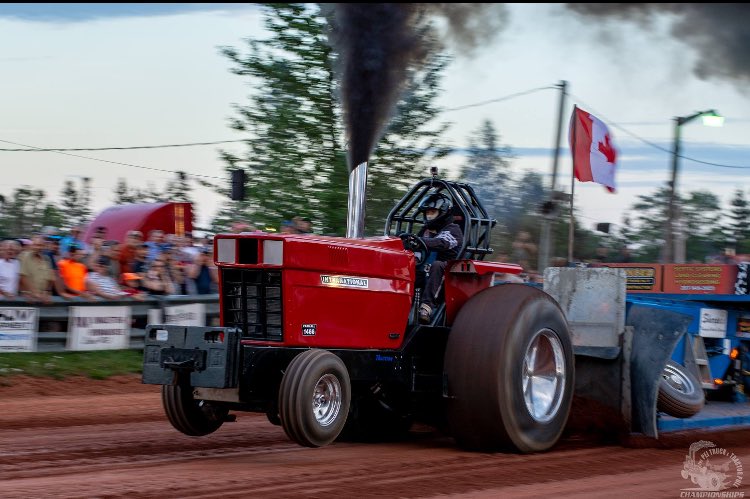 PEI Tractor Pulls tweet media