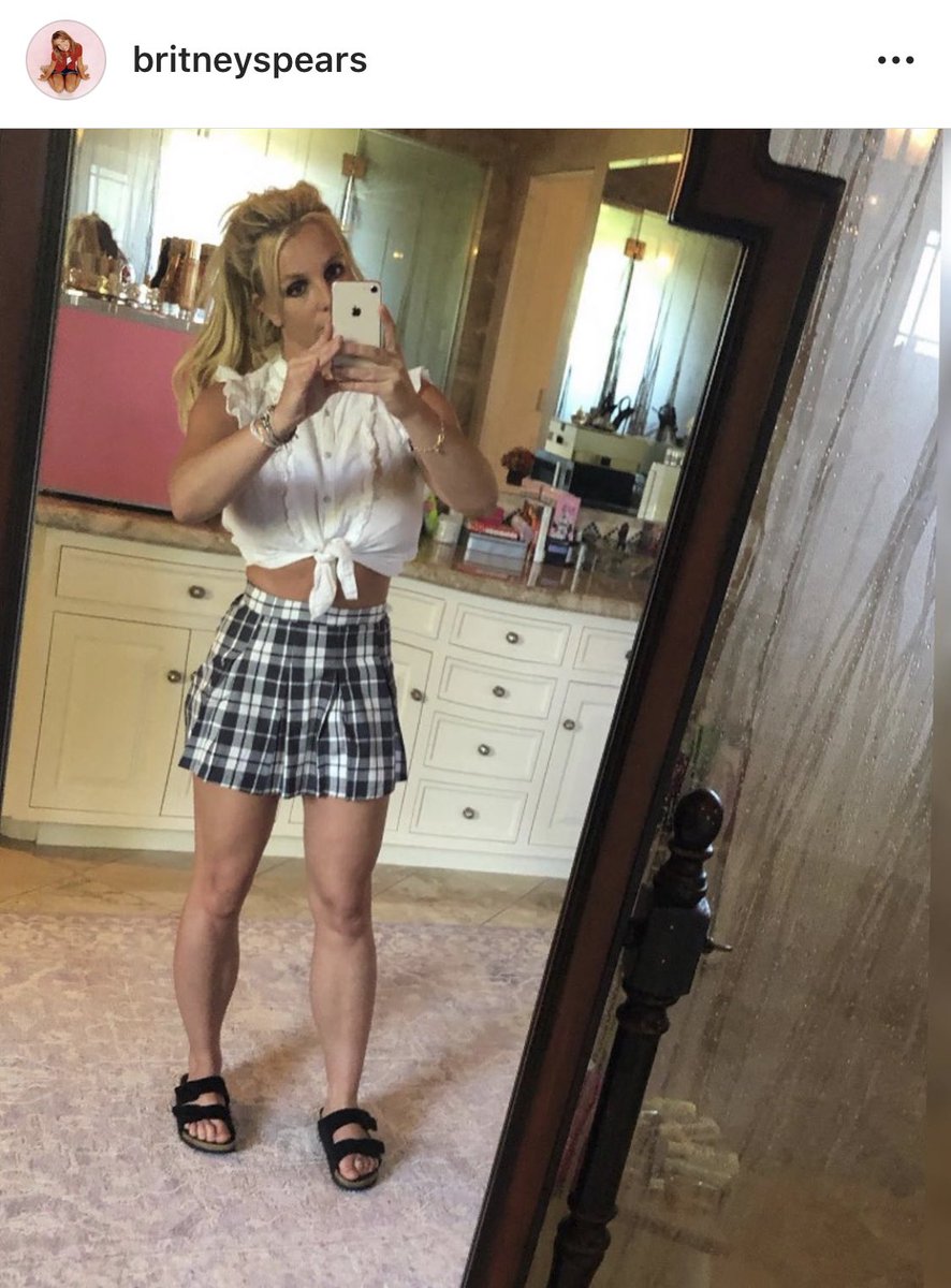 photoshopped instagram photo of celebrity