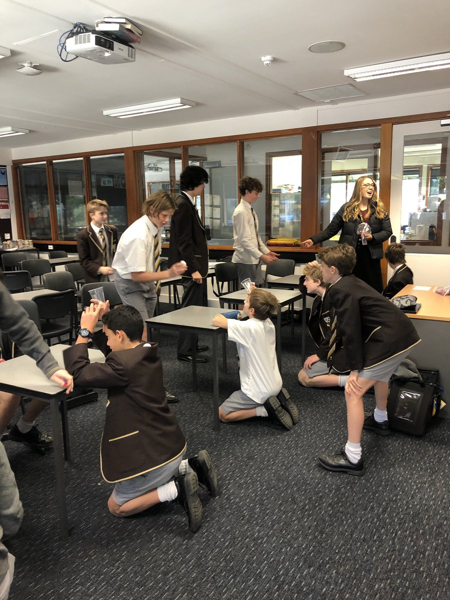 MsTarynBates's tweet photo. Trinity House vs Brandsma House. Light blue vs dark blue. The battle of the blue houses @WhitefriarsColl in #wellbeing today! #gotrinity #WFCLearning https://t.co/hkcB2ojGQB