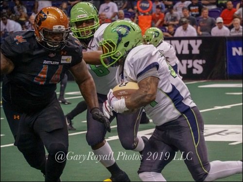 SCtoC's tweet photo. INTENSE CONFERENCE CHAMPIONSHIP: Davonte Sapp-Lynch & @DangerFootball head to the desert to face @ArizonaRattlers. Kickoff is Saturday at 6 PT/8 CT. (@SCtoC photo by @GaryRoyall).
@IndoorFtballLge #IFL #IFLPlayoffs #NEvsAZ #GoDanger #StrikeAsOne
https://t.co/2fwk7aPQ90 https://t.co/XRchX3t3c9