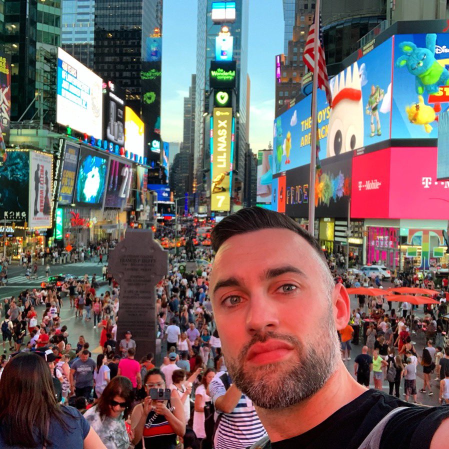 smichaelkor's tweet photo. I’ve walked through it several times now and it never ceases to amaze! Rainbow flags everywhere 🏳️‍🌈 #TimesSquare #WorldPrideNYC https://t.co/ltq9Q3Q4SB