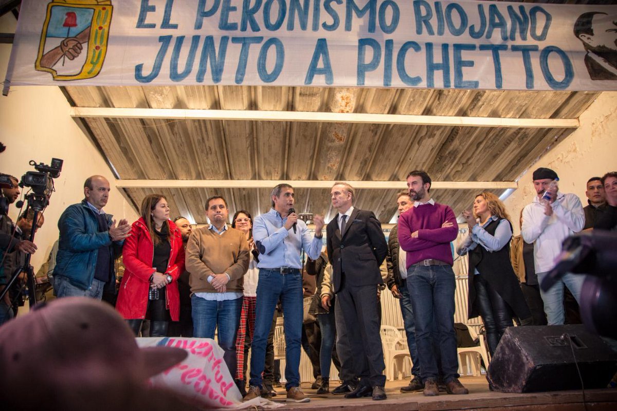 MarianH_LR22's tweet photo. Gracias @MiguelPichetto por la visita a La Rioja y por apoyar a nuestro futuro Gobernador✌️👏👏
 @ParedesUrquiza 
#JuntosPorLaRioja 
#JuventudMB
@AndreaMercadoL
@karyperez2019 @EMANUELJORAKIKI 
@heberlar
@TonyMorenoOK https://t.co/Ri7tsZIq1I
