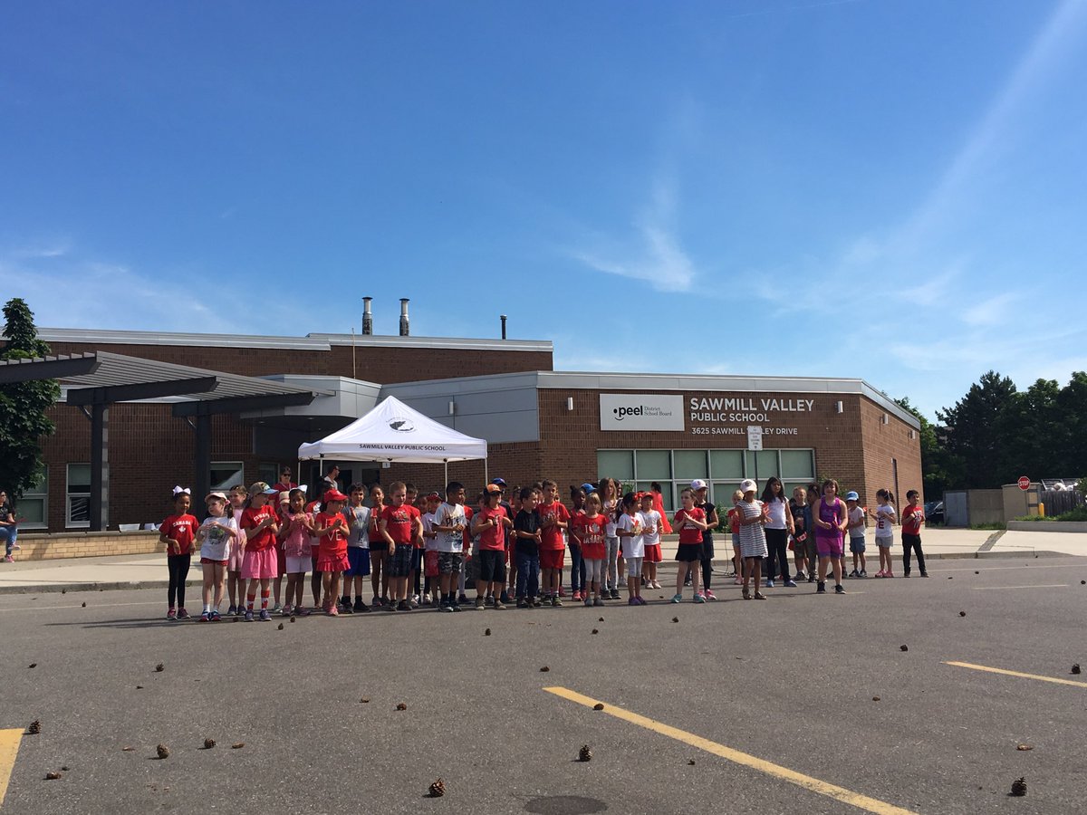 Happy last day of school! Here we are doing our dance 🕺 for Canada day 🍁 at today's assembly.