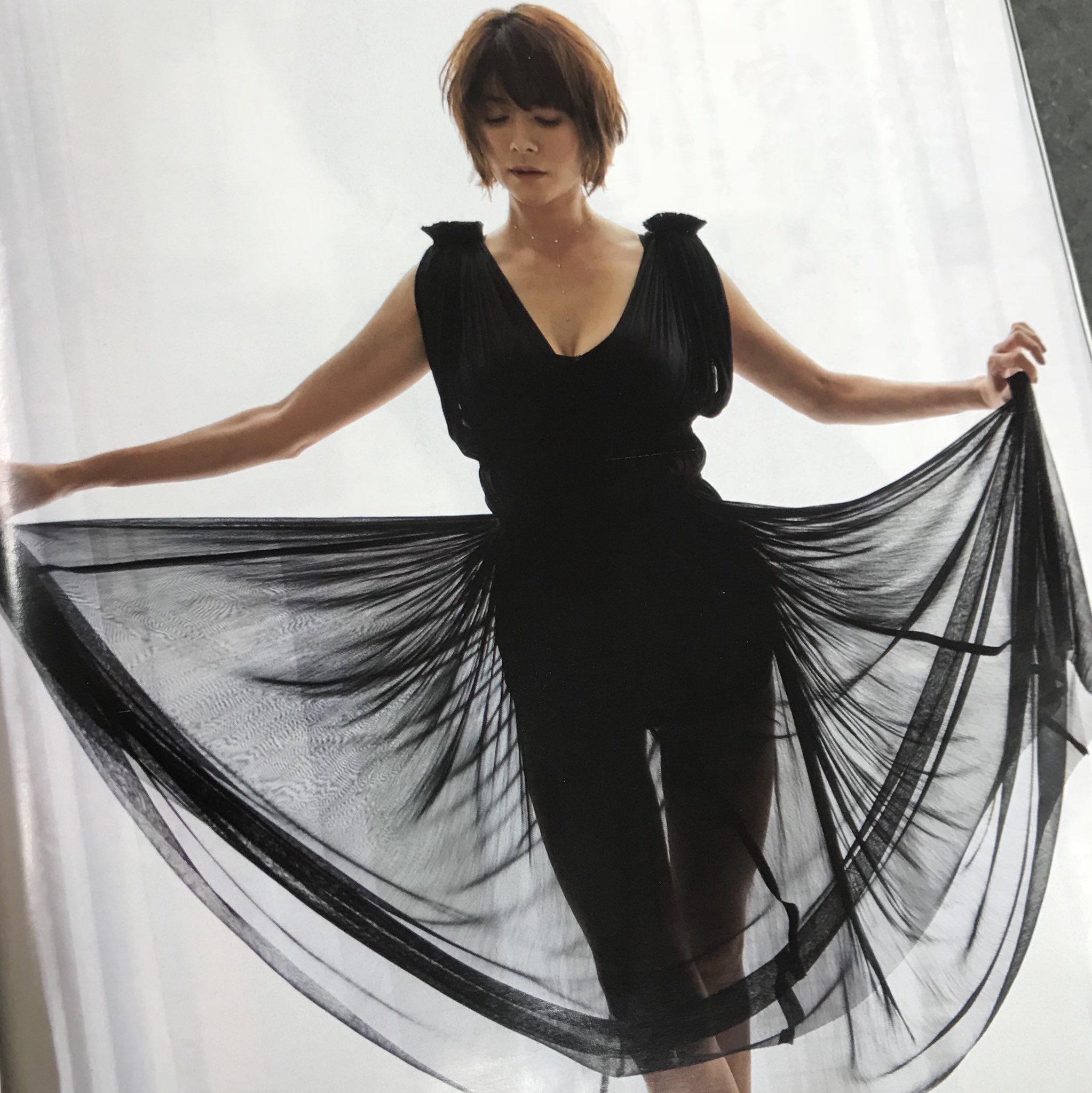 レプロartist A Twitter 真木よう子 本日発売の 週刊現代 に真木よう子が登場しています 真木よう子出演のドラマ ボイス 110緊急指令室 は7月13日 土 22 00 スタートです お楽しみに 真木よう子 ボイス 週刊現代 T Co Yv4q1s9uur Twitter