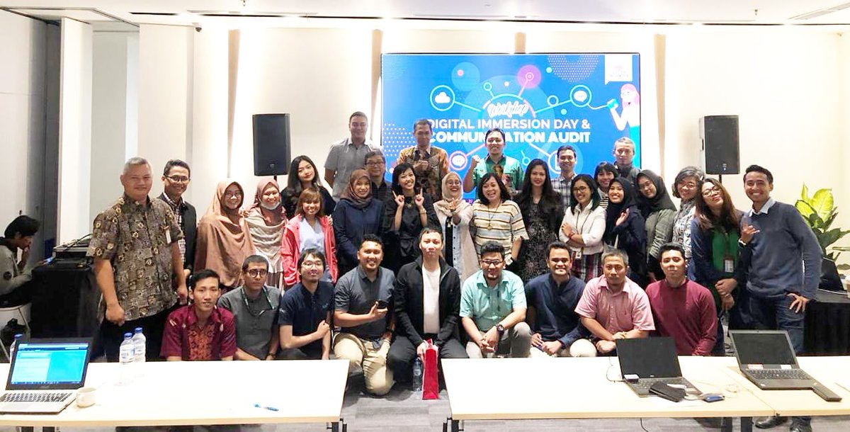 abenkoned's tweet photo. Seneng banget bisa ikutan Digital Immersion Workshop bareng @semenku. Mari berkolaborasi bersama untuk #memajukanindonesia 😊 https://t.co/p5CqqHkVv1
