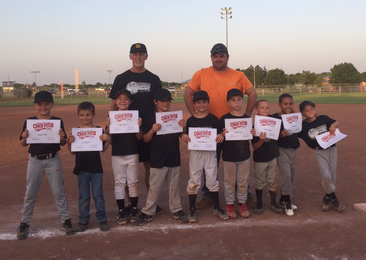 kkoneal86's tweet photo. Baseball is our favorite sport! Ended the season #Undefeated! https://t.co/kaWTH1zfgZ
