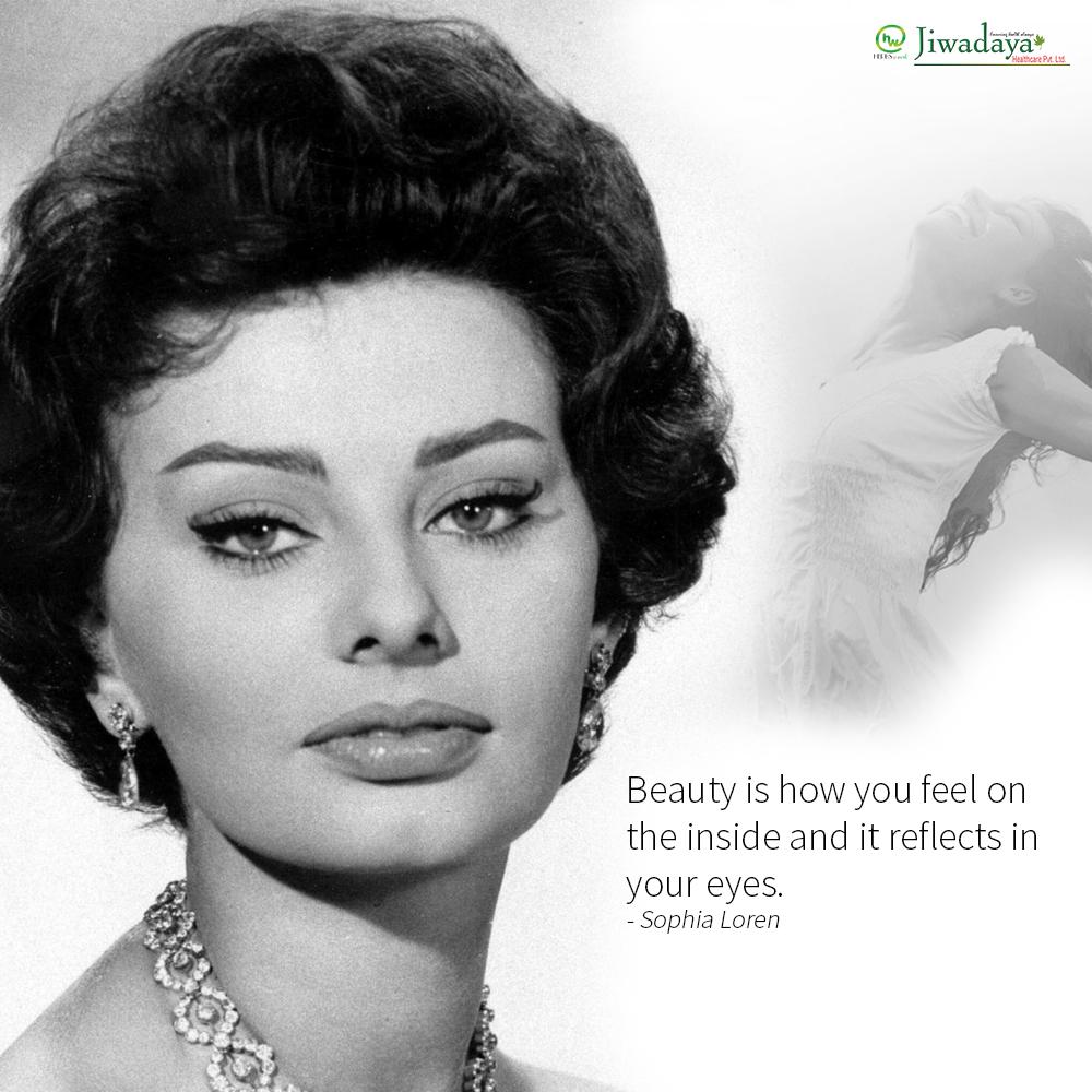 Jiw_Netraprabha's tweet photo. #fridaymotivation #fridayfeeling #eyes #beauty #healthyeyes #netraprabha #quote https://t.co/R7Nv1oHQ1d https://t.co/HlTKH3oqIw