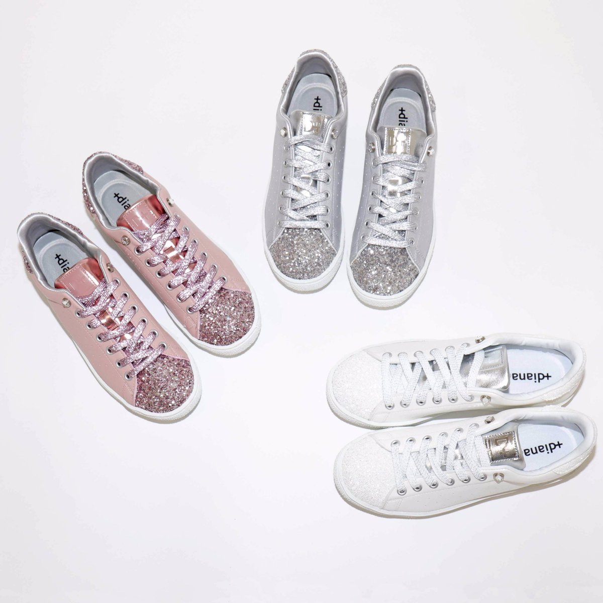 Diana ダイアナ ダイアナプレスnews プラスダイアナ 大好評につき完売しておりましたフェミニン グリッタースニーカー 7月上旬より随時入荷予定です 店頭にてご予約お待ちしております 公式サイトではコーディネートをご紹介しております