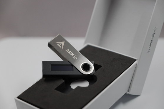 traviswalkerark's tweet photo. In honor of the new #ARK #Website launch coming July 9th, I am giving away an $ARK branded #Ledger Nano S and an ARK T-Shirt! All you need to do is follow me and @ArkEcosystem, then retweet this with #ARKledger. Winner will be drawn on July 9th, 2019 at 3pm CST. #ARKio https://t.co/1CvaRWOF9o
