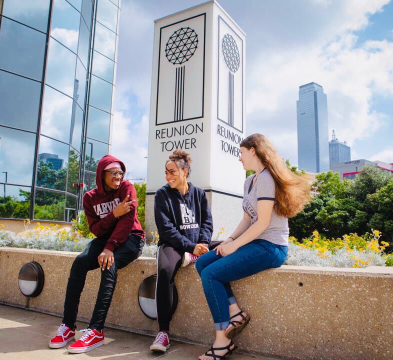 TGS Scholars at #TheGatesScholarship Summer Institute are taking advantage of the opportunity to meet, learn from each other, and expand their networks to each corner of the US!

Photos by <a href="/aliciathephotog/">Alicia Santistevan</a>