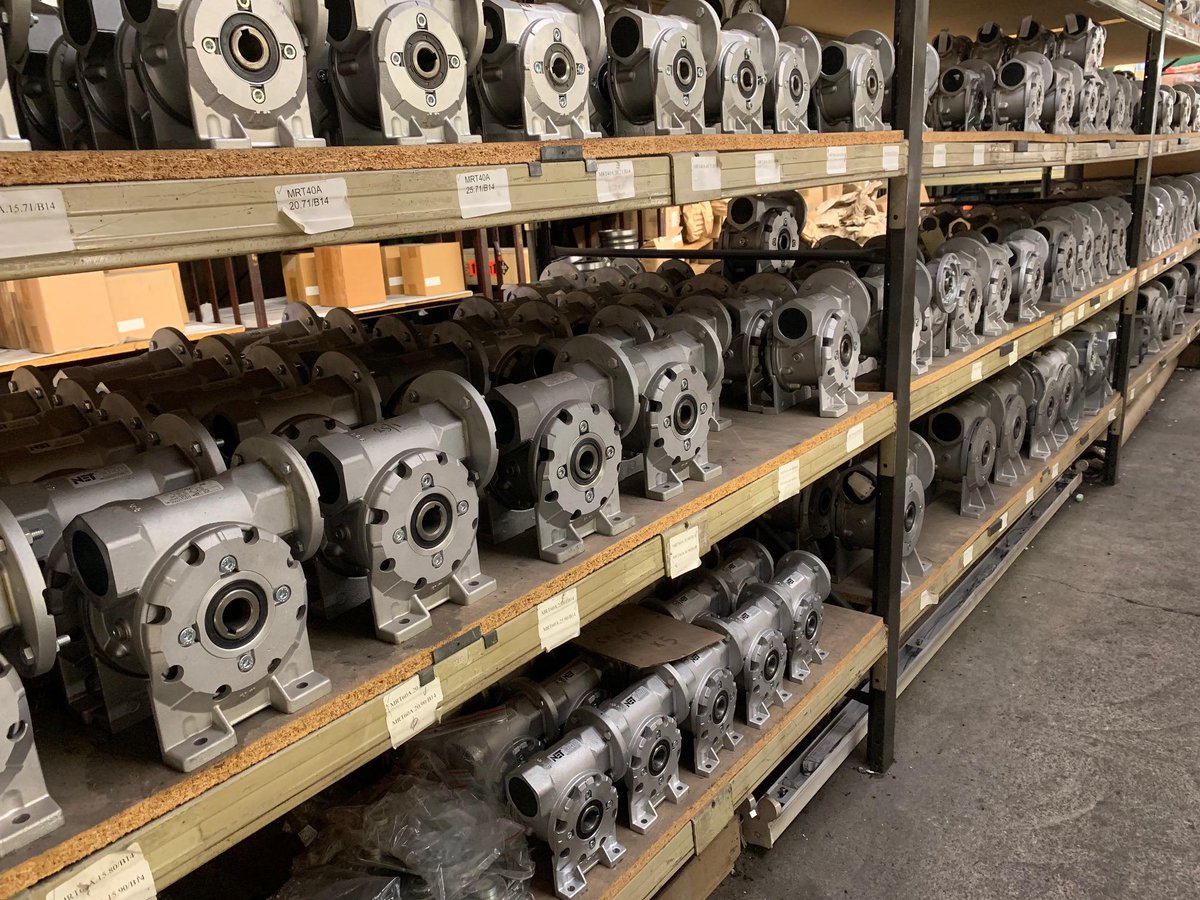 NETEng1's tweet image. Year end stocktaking comes around so fast. So we had better get started counting these little beauties #MRT wormboxes. They are fully interchangeable with most European units.
Sizes 30,40,50,60,70,80,100
Ratio's 7.5:1 - 100:1
#gearboxes #wormbox #letsgetcounting #FridayFeeling