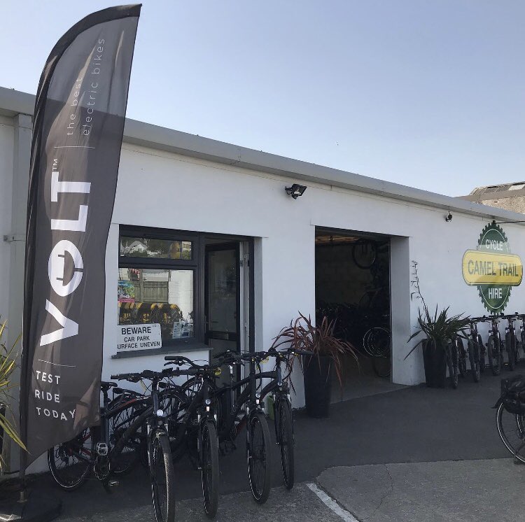 With a wide range for hire and sale, Camel Trail Cycle Hire is the place to come for Electric bikes ⚡️🚲 Call and book ahead on - 📞 01208 814104 #Volt #cameltrail #electricbikehirecornwall #wadebridge #business #grezzy