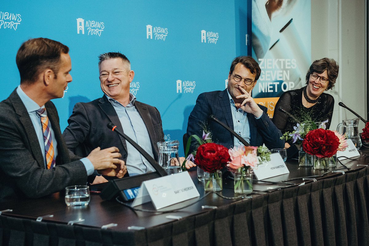 bscheerder's tweet photo. 19 juni participeerde #ACRON bij een Nieuwspoort event: hoe maken we Nederland koploper in het internationaal klinisch onderzoek? 
Inspirerende voordrachten en panel discussie met @2eKamertweets. Met resultaat! Lees erover: https://t.co/Y5SwYanGSm… 
Foto’s door @AnnelienNijland https://t.co/NM3KXKG2sP