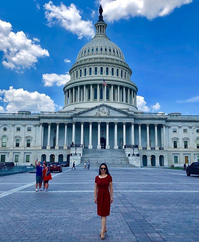 VisionOptique's tweet image. The best place to celebrate the #NationalSunglassesDay
😎
#optometry #visionoptique 
#optometrist #digitaleyedoc
#UVprotection #SunglassSelfie
@thevisioncouncil