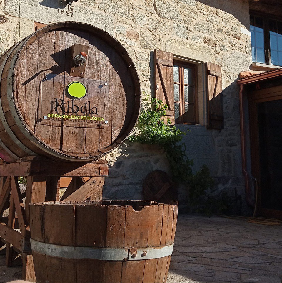 Este verano 
Espiches de Ribela.
Ponte en contacto con nosotros y organiza tu evento privado