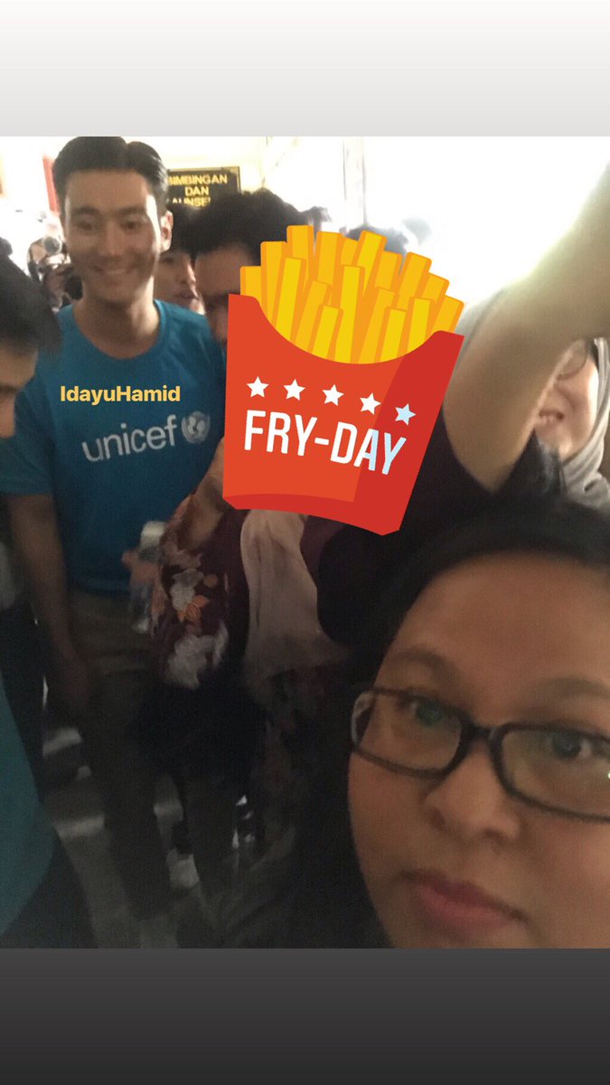 idayu_hamid's tweet photo. Jadi laaa... janji ada... kan @siwonchoi
#siwonchoi #choisiwon #siwon #siwoninmy #siwoninkl #siwoninkajang #siwoninkhs #unicef #unicefmalaysia #elf #superjunior #everlastingfriend #idayuhamid https://t.co/RfSoss7hwJ