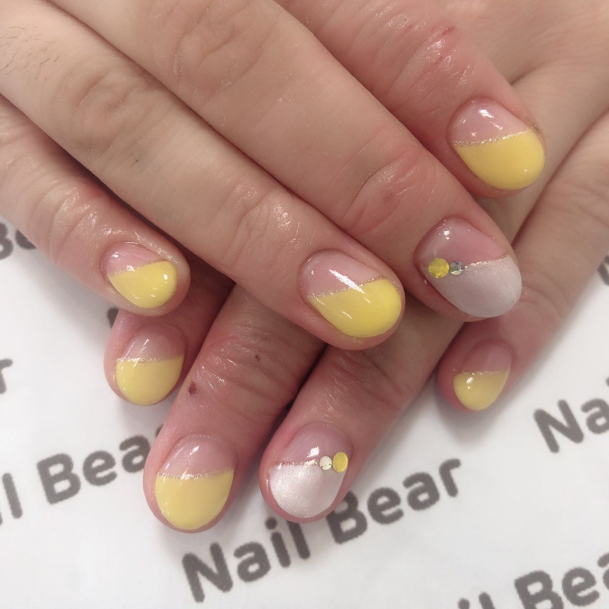 Nail Bear 久米川 まったり更新 シンプルコース5 400円 税込 斜めフレンチは追加料金なしで片手1本ずつ違うカラーに変更できます とっても可愛いのでおすすめですよ 東村山 久米川 久米川ネイルサロン Nailbear ジェルネイル 斜めフレンチ Nail Bear 久米川 まったり更新 シンプルコース5 400円 税込 斜めフレンチは追加料金なしで片手1本ずつ違うカラーに変更できます とっても可愛いのでおすすめですよ 東村山 久米川 久米川ネイルサロン Nailbear ジェルネイル 斜めフレンチ
