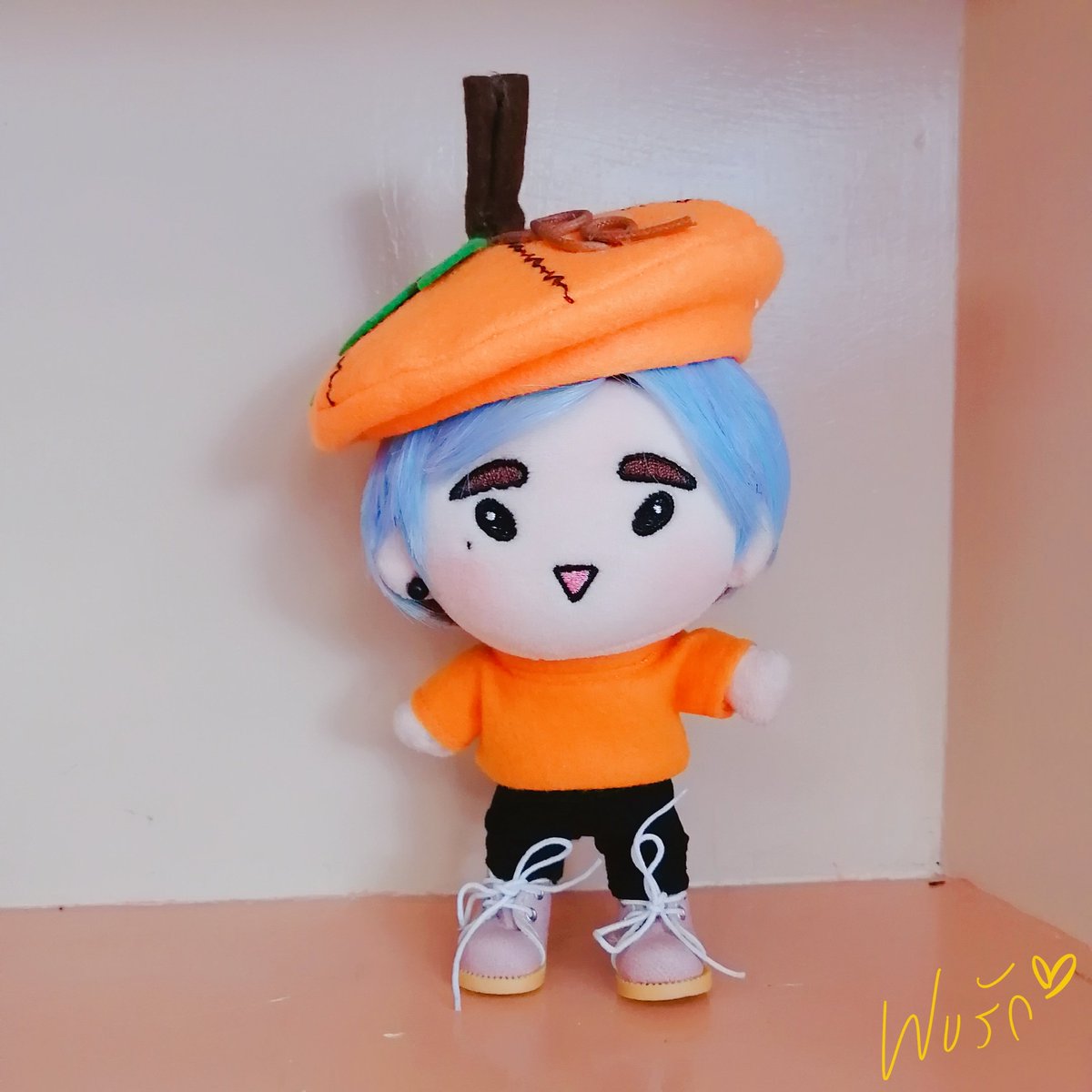 Pobrakstory95's tweet photo. 🌙 : ต๊ะเอ๋! คิกคิก~~ พบรัดเอนนนนน​ พบรัดได้กับบ้านแย้วฮะ​ 🤭
// พบรัดกะขอบคุมออมม่าที่ดูแลพบรัด​น้อมกะแข็มแรมแย้วว​ กะตัวขาวๆม้าดด ขอบคุมค้่าบบบ​ กะรัดออมม่าม้าดๆๆ​ @ygsomma 👈 ไปรักษากับออมม่าได้น้าทุบพน.. #PobrakInMyWorld #เล่นกับชัคกี้​ #Got7dall https://t.co/ohe1MsoDPi