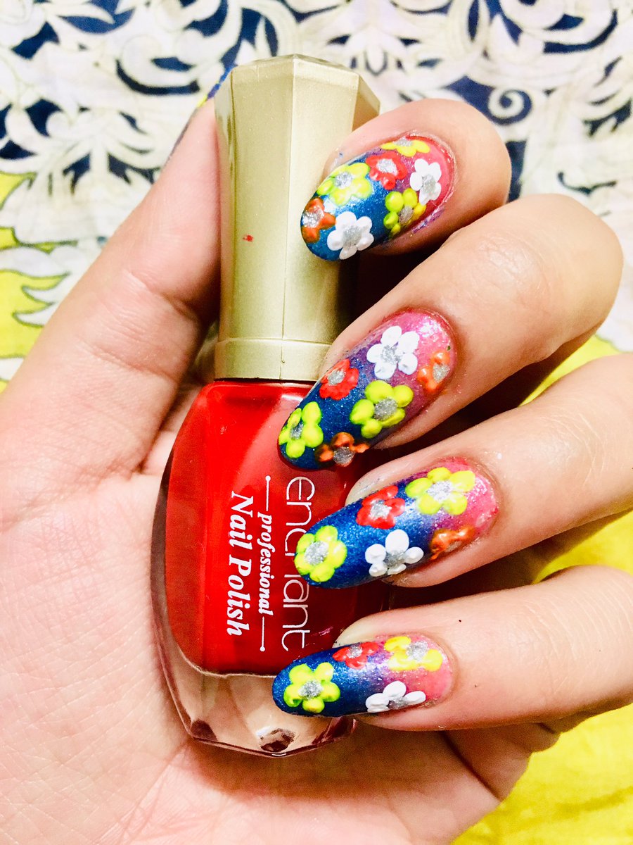 FreewayOf's tweet image. Summer Nail Art 😘😘❤️❤️ #nailart  #freewaybeautyofnails @YouTube  @YTCreators  @NailArtTuts  @BestOfNailArt  please follow us in #instagram  #facebook  #Pinterest  and #twitter  and please subscribe us on #youtube youtu.be/0MW_mEwzVws Love you All 😘😘❤️❤️