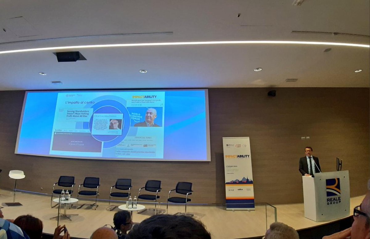 Tiresia_Polimi's tweet photo. L’#Impactimperative è stato lanciato!
@mariocalderini aprendo #Impactability2019 ha raccontato le opportunità nascenti dal nuovo paradigma dell’#impacteconomy davanti ad una sala gremita.#Impactability è stato organizzato a #Torino all’interno della 1°ed di @ItalianTechWeek. https://t.co/G3Xpakp9h9