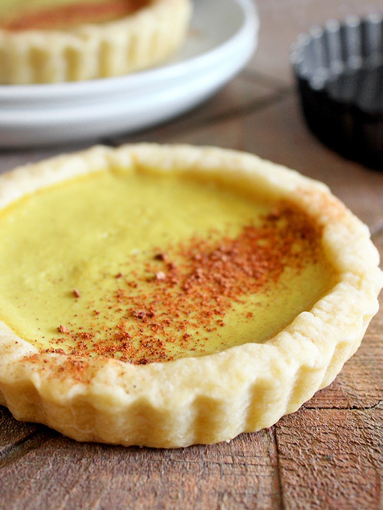 LemonThymeBlog's tweet photo. #Vegan Custard Tart 👍
Creamy spiced vanilla custard with a flaky pastry crust... a bite into this is seriously so soft and delicious! This is one I'll be making very often so I'm super pumped to share it and I hope you try it 😉 https://t.co/EuOdaZLWMx #CustardTart #VeganRecipes https://t.co/1JPFVlQ8lE