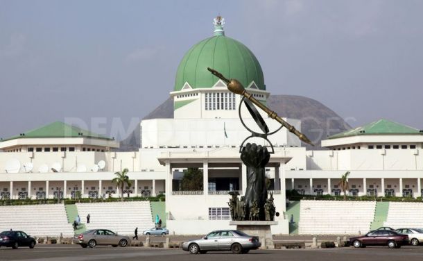 UnityRadioFMTV's tweet photo. Today on Deepening Democracy In Nigeria 🇳🇬 (DDIN), a special edition of #UnityTrain aired Fridays, here on #UnityFMJos @ 8am and brought to you in collaboration with @bbcmediaaction
Question👇
•What do you think are the challenges of legislature & democracy in Nigeria? https://t.co/bzeSvh4q0x