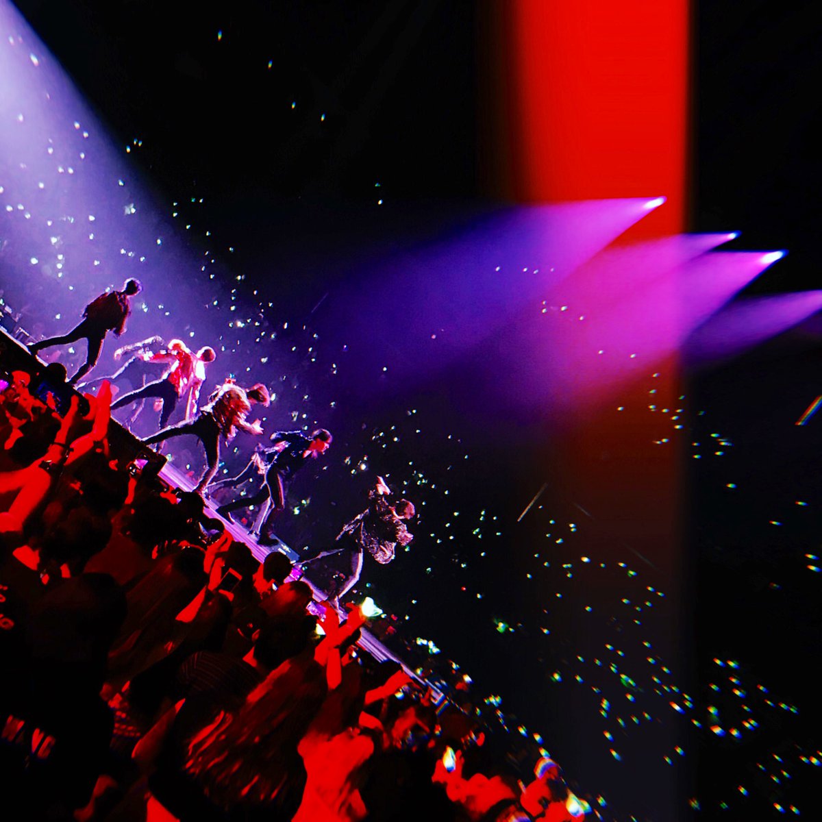 Jeff__Benjamin tweet picture
