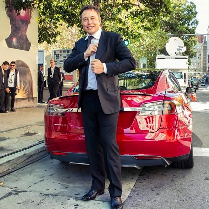  Happy birthday to my idol ELON MUSK      