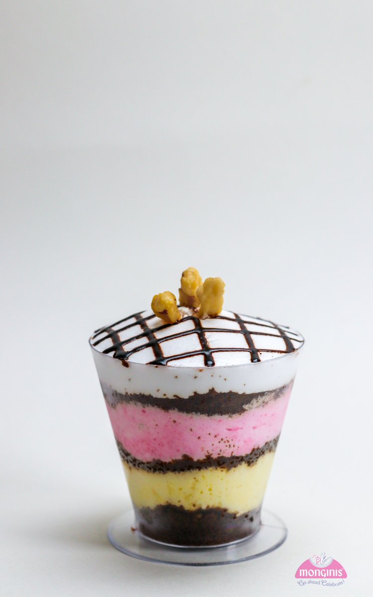 MonginisG's tweet photo. #monginis #monginisgoa #monginisindia #drizzledazzlefietsa #browniemagic #brownie #chocolate #brownies #dessert #foodporn #food #nutella #sweet #pastry #bakery #foodporn #delicious #baker #Brownie #foodie #chocolate https://t.co/oZgiKeXjDV