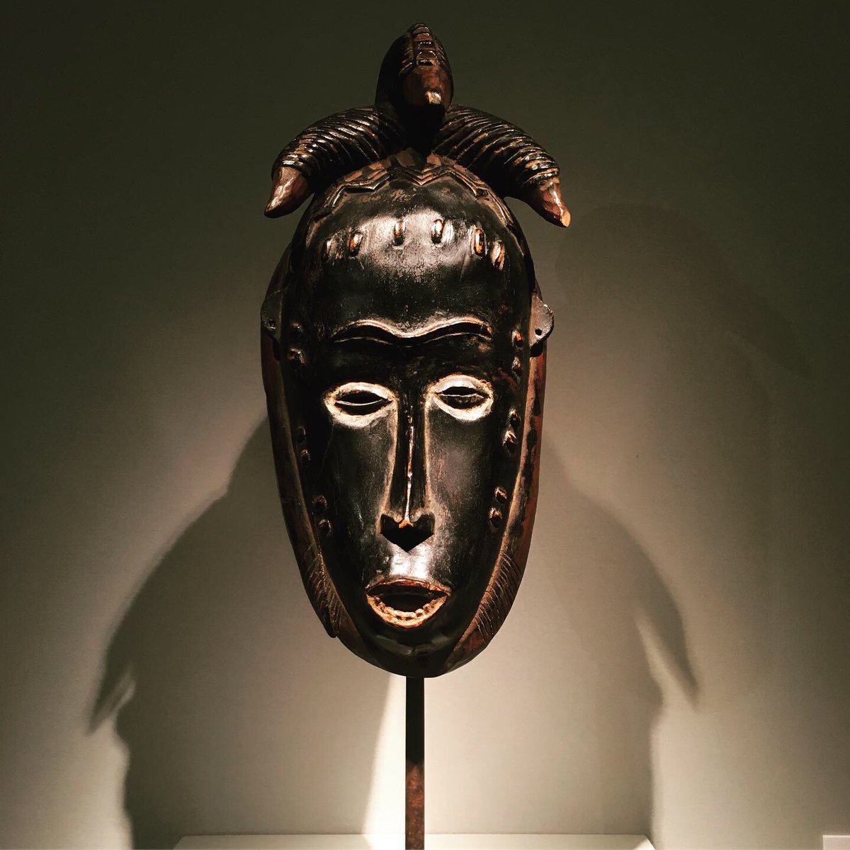 RRConservation's tweet photo. Preview on Tuesday at @MasterpieceFair! Who's going this weekend? https://t.co/iqgo61Oz2X