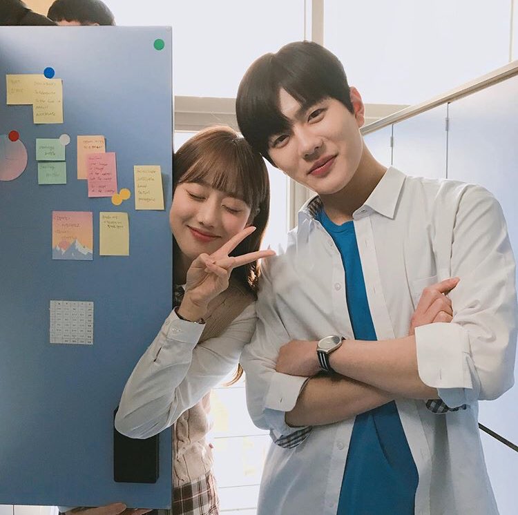 junghyeons's tweet photo. KYOOOTIESSSSSS

my top4 joohana pics tbh https://t.co/6NPUuNllwz