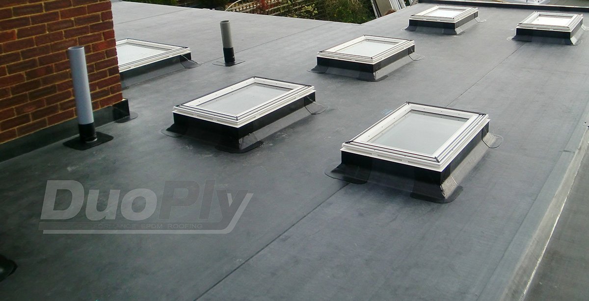 UK_Flat_Roofing's tweet photo. It's #FlatroofFriday so if you're choosing a #roofing substrate for your next project then check out the #DuoPly fleece reinforced #EPDM.
This system is quick to install and undoubtedly reliable.
@Duoply @FlexR_UK
https://t.co/lhYNrGwjUT https://t.co/LiAuIyqntt