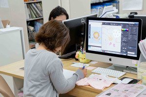 公式 グラフィカルジョブ 新着公開求人 株式会社礒企画 デザイナー募集 ベビー向けの可愛いイラストを描くお仕事 T Co Sbb5snpsr5 神奈川県求人 アルバイト パート求人 グラフィックデザイナー求人 イラストレーター求人 Dtpオペレーター