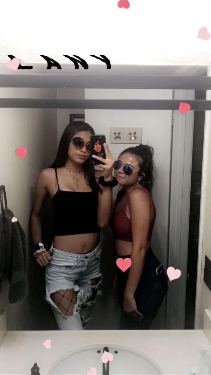 BriannaAlba2's tweet photo. i miss this already @sammyyleaa https://t.co/mhnxzJRg21
