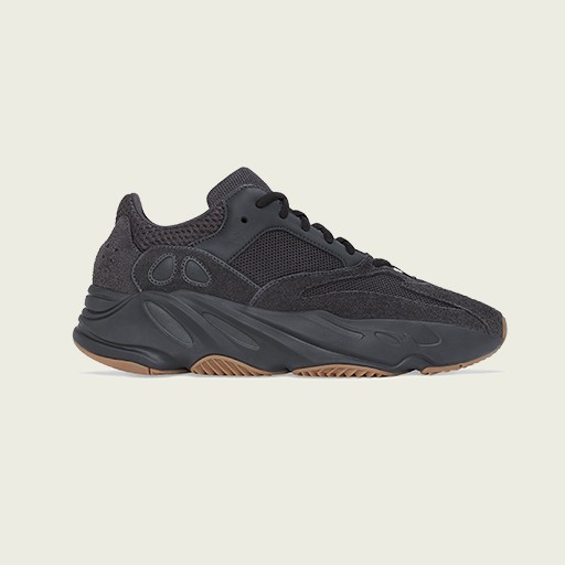 FOOTDISTRICT's tweet photo. @adidas Yeezy Boost 700 "Utility Black" drops tomorrow, June 29th, at 08:00AM CEST online & 11:00AM in stores - First come, first served! ⠀
Who's copping?? https://t.co/0eH2Nqsks0
#adidas #yeezy #YeezyBoost700 #utilityblack #footdistrict https://t.co/kn7oOc8mBN