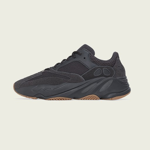 FOOTDISTRICT's tweet photo. @adidas Yeezy Boost 700 "Utility Black" drops tomorrow, June 29th, at 08:00AM CEST online & 11:00AM in stores - First come, first served! ⠀
Who's copping?? https://t.co/0eH2Nqsks0
#adidas #yeezy #YeezyBoost700 #utilityblack #footdistrict https://t.co/kn7oOc8mBN