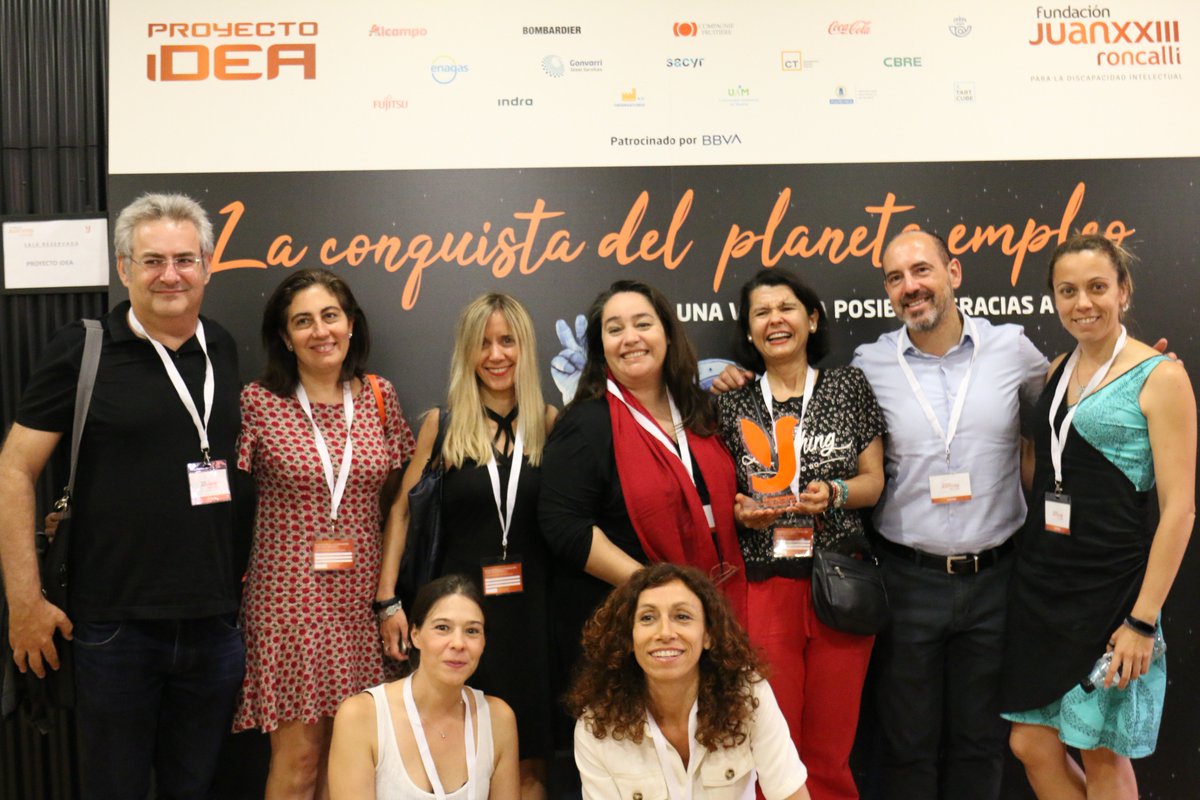 FundacionJuan23's tweet photo. 🚀📸2/3 Surgieron 3 ideas de negocio innovadoras y disruptivas de las que estamos muy orgullosos de haber podido contar con todo el apoyo de las empresas colaboradoras. ¡Gracias!
#ideando #proyectoIDEA #innovación #logistica #energia #alimentacion #discapacidad #empleo https://t.co/DZRDA8niFm