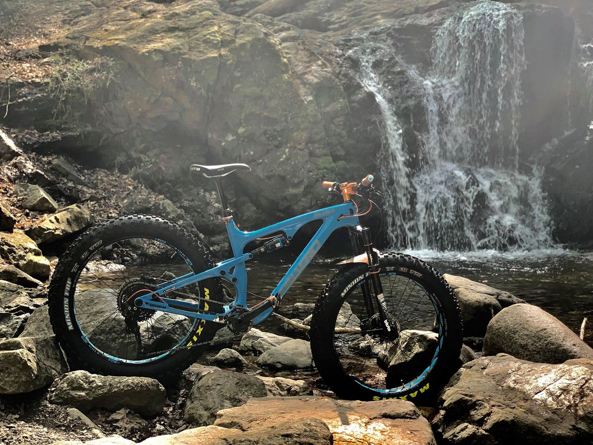 triaero's tweet photo. Fat bike tends to suit people who are not too swayed by trends.

#Fatbike #carbon #Omega #SN04 #Triaero

https://t.co/spB5FG8soW https://t.co/aRMOdNpJ89