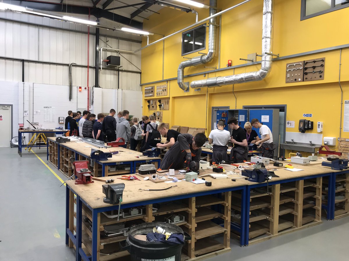 Freshers day in Engineering - Electrical and Mechanical students all “Having a go”