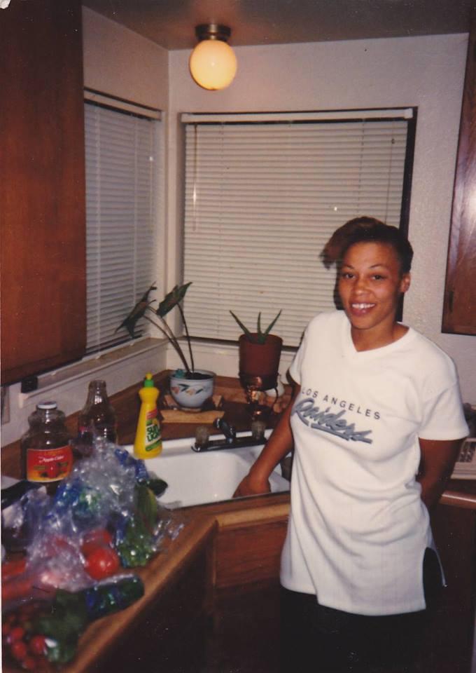 goodgiant's tweet photo. Man! I wanted to marry this lady! #1992 https://t.co/VlZs3CTfIo