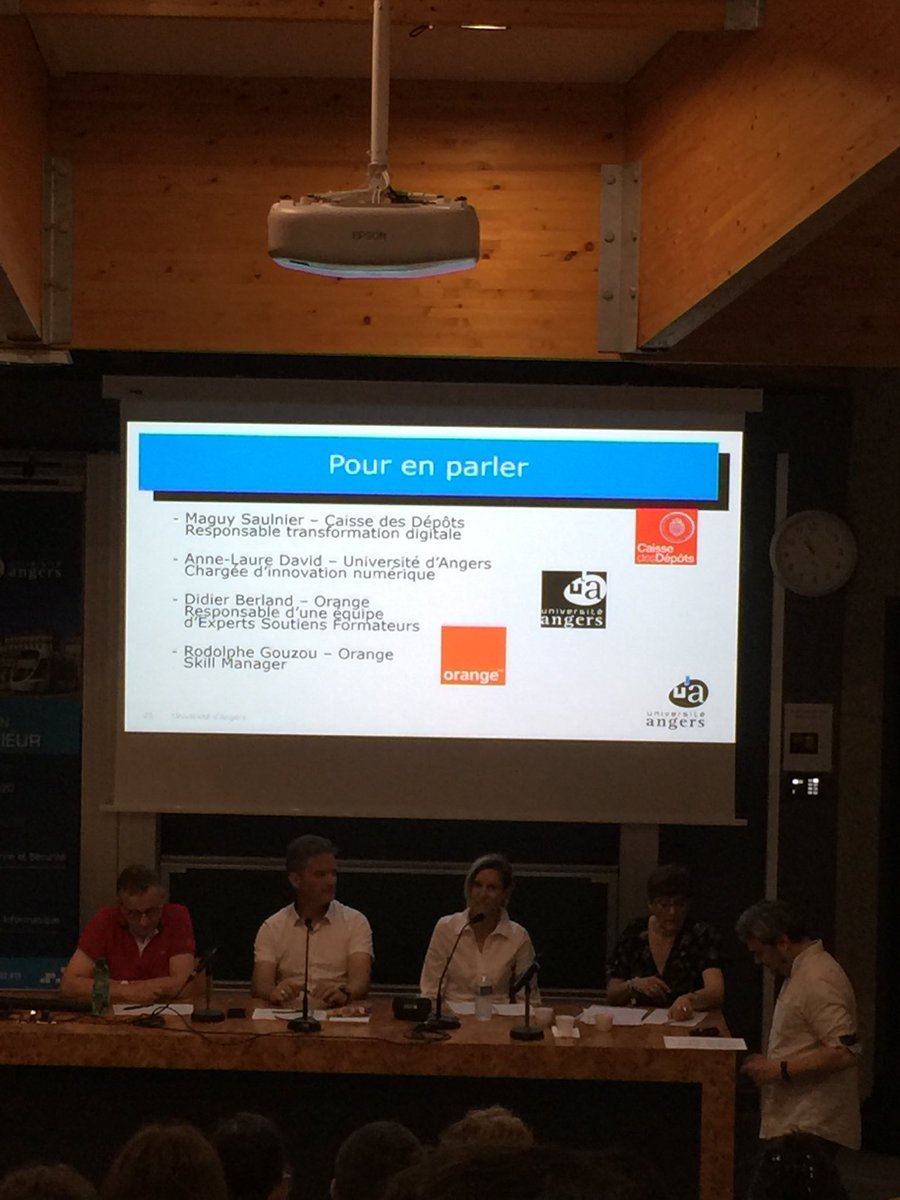 n_debski's tweet photo. Matinale sur l'accompagnement des nouveaux par les pairs à l'université d'Angers - 40 pairs - Tutorat Compagnonnage Digitalisation ⁦@UnivAngers⁩ ⁦@BoisdronD⁩ ⁦@UnivAngersDDN⁩ https://t.co/qVXNPcYjg1